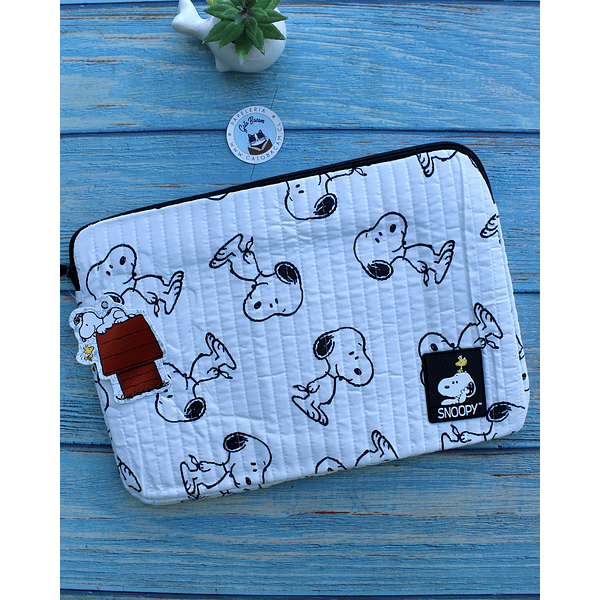 Funda para Notebook Snoopy