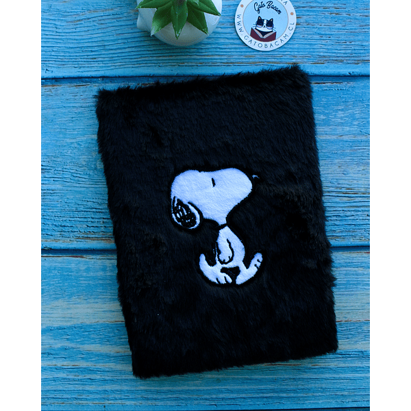 Libreta A5 Tapa Bordada Snoopy