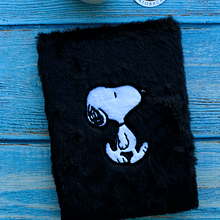 Libreta A5 Tapa Bordada Snoopy
