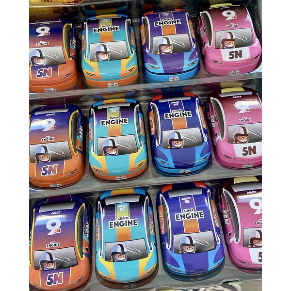 Sacapuntas con deposito diseño Auto