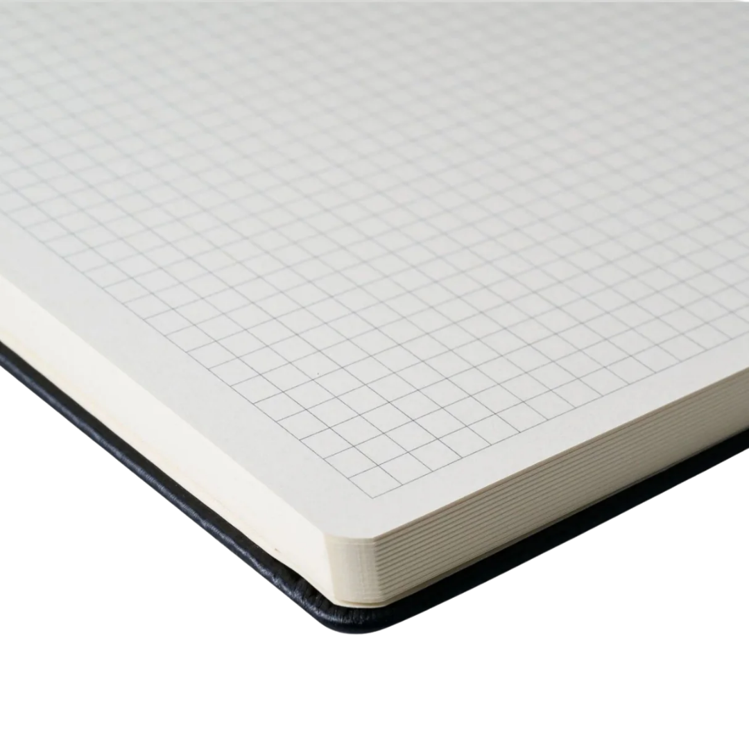 Libreta – Tamaño 21 × 30 cm – Hoja de cuadros – Verde Pino