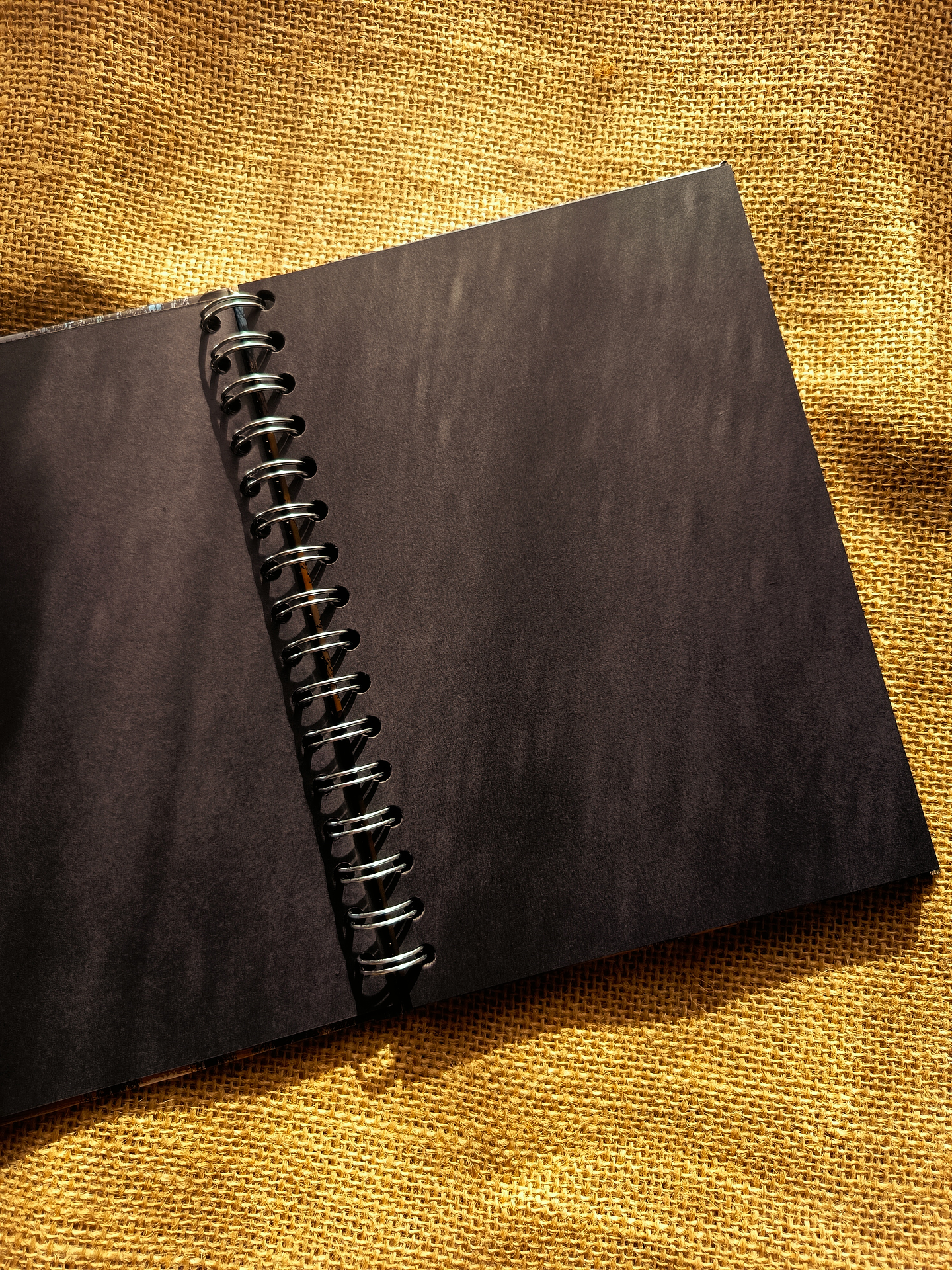 Cuaderno de hoja negra A5 2