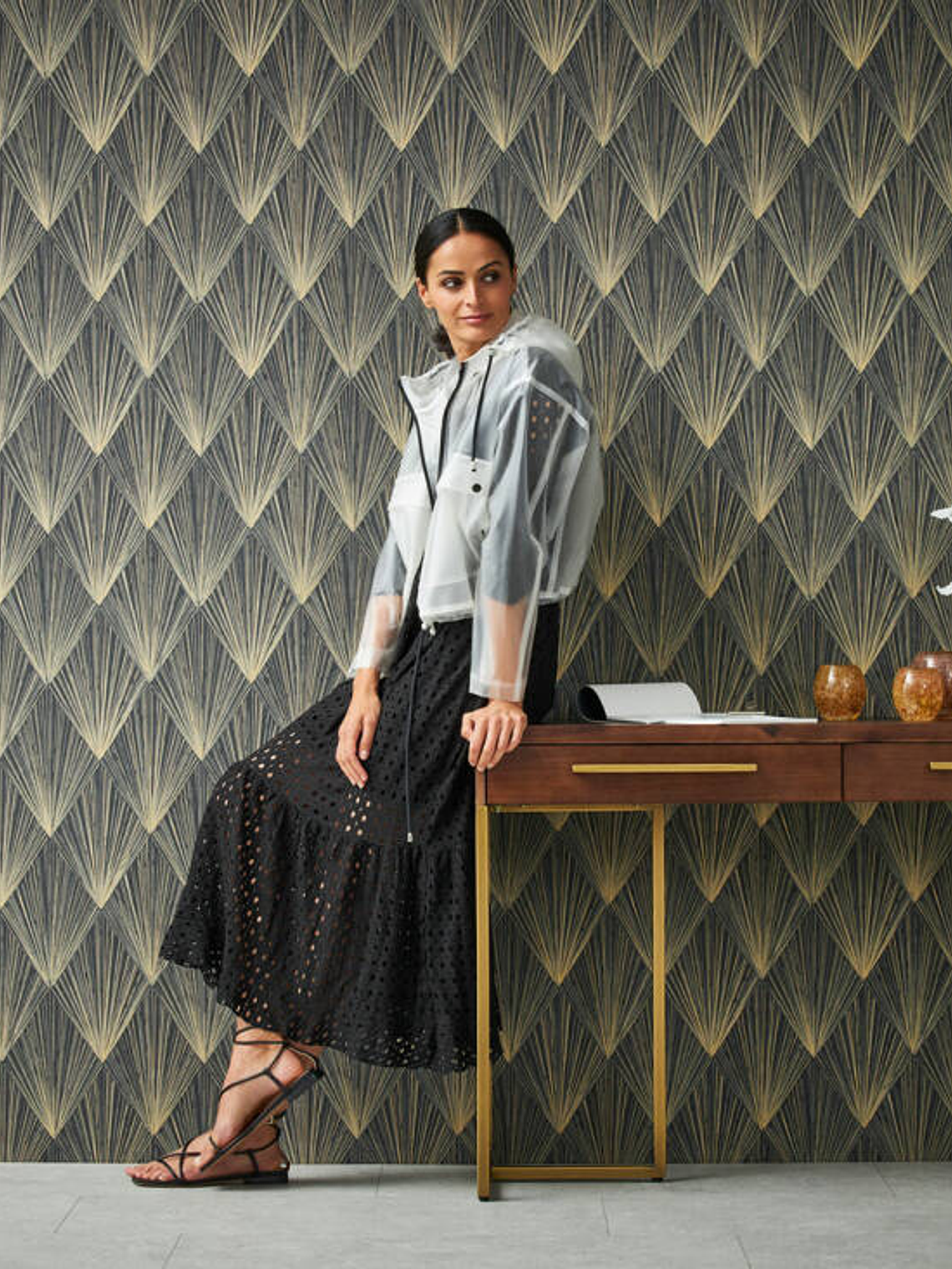 378644 (53CM)-METROPOLITAN STORIES 2  2