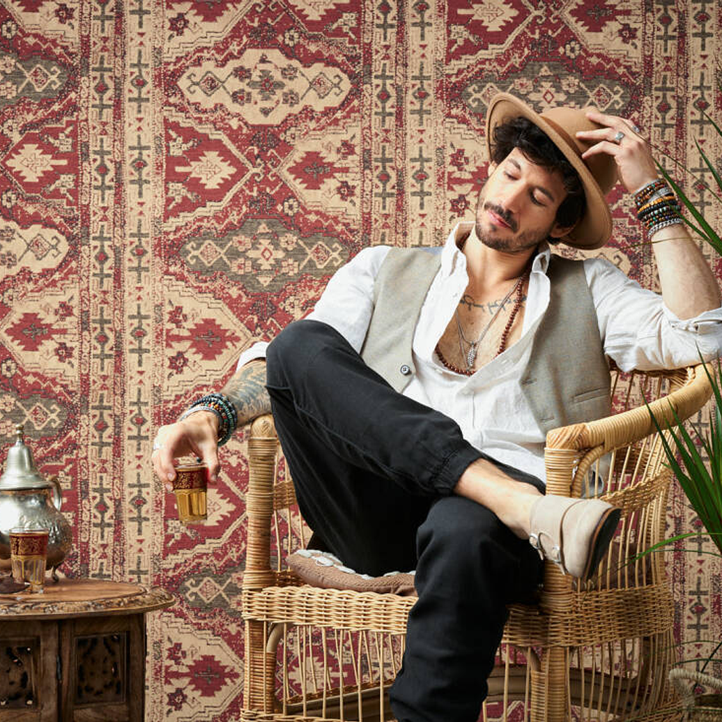 378681 (64/32CM)-METROPOLITAN STORIES 2  2