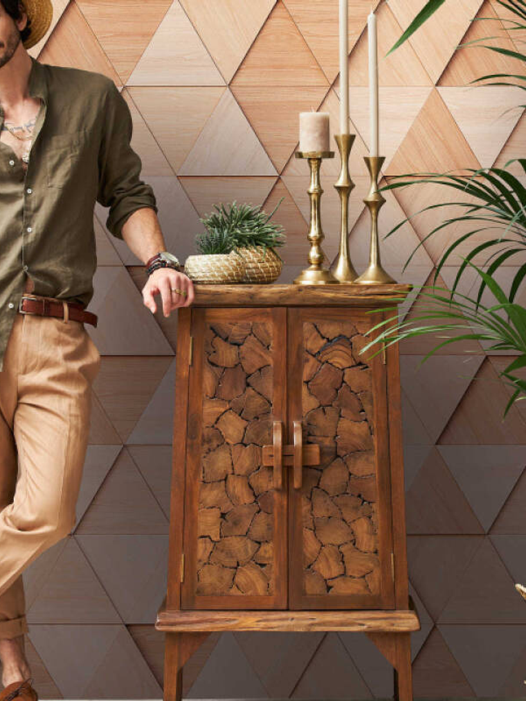 GRAPHICS - 382881- THE WALL - A.C 3