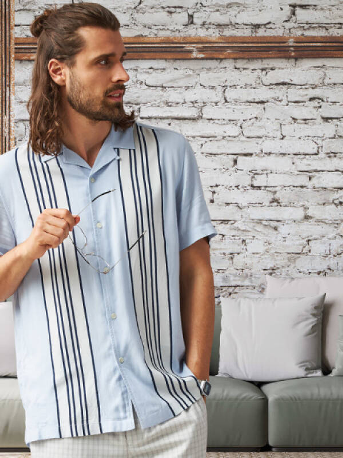 ELEMENTS -  383511 - THE WALL - A.C  1