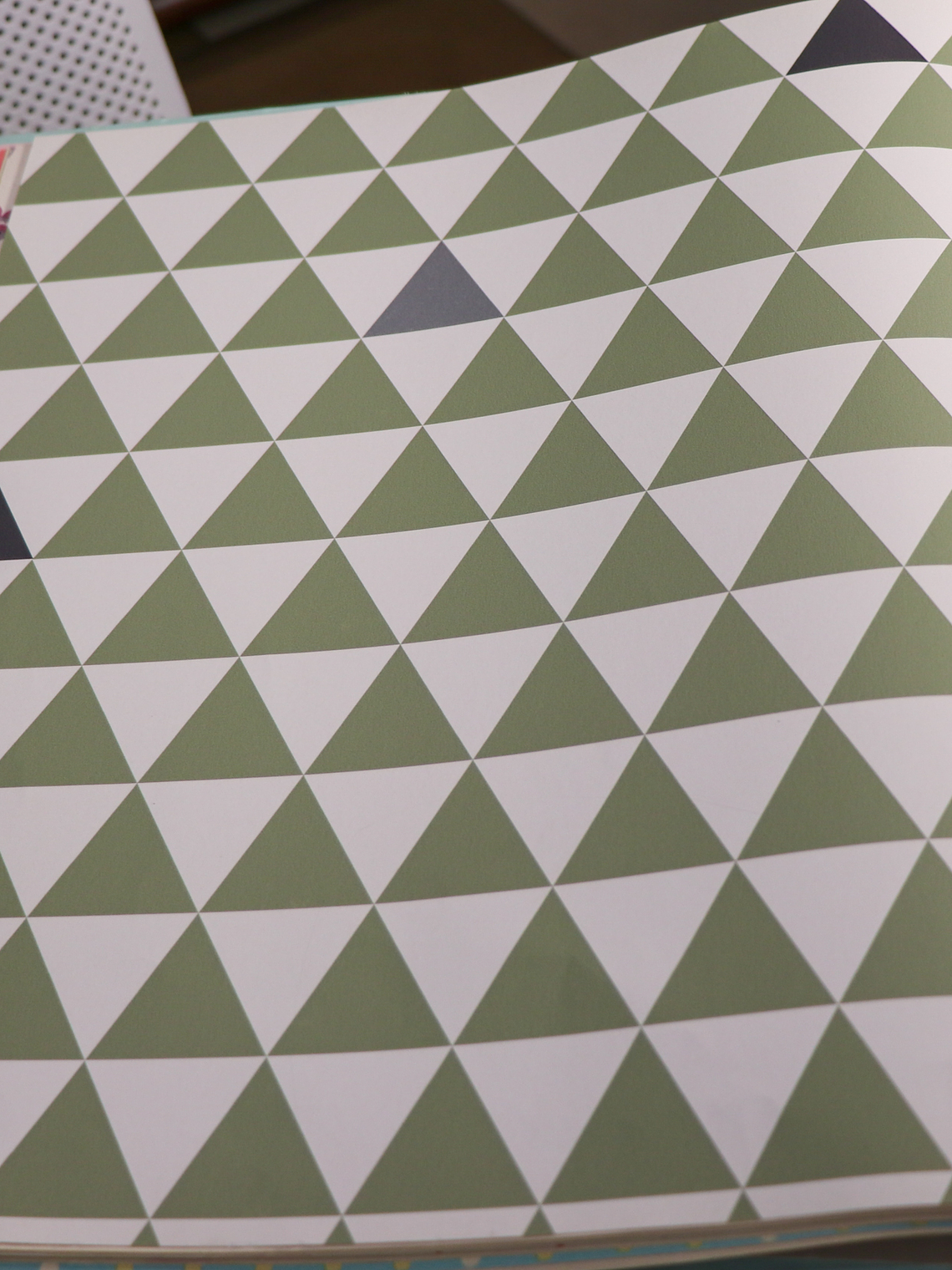 11160604 - LES PETITS CURIEUX - (53CM)  1