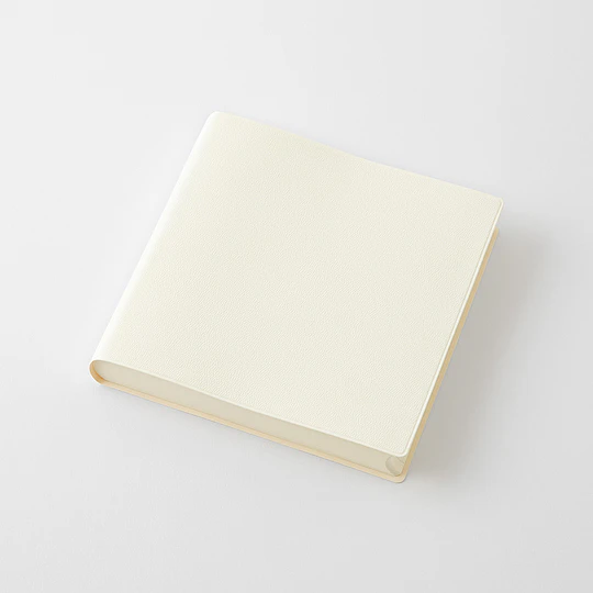 MD Notebook Diary 2027 (A5 Cuadrado) 1 Day 1 Page