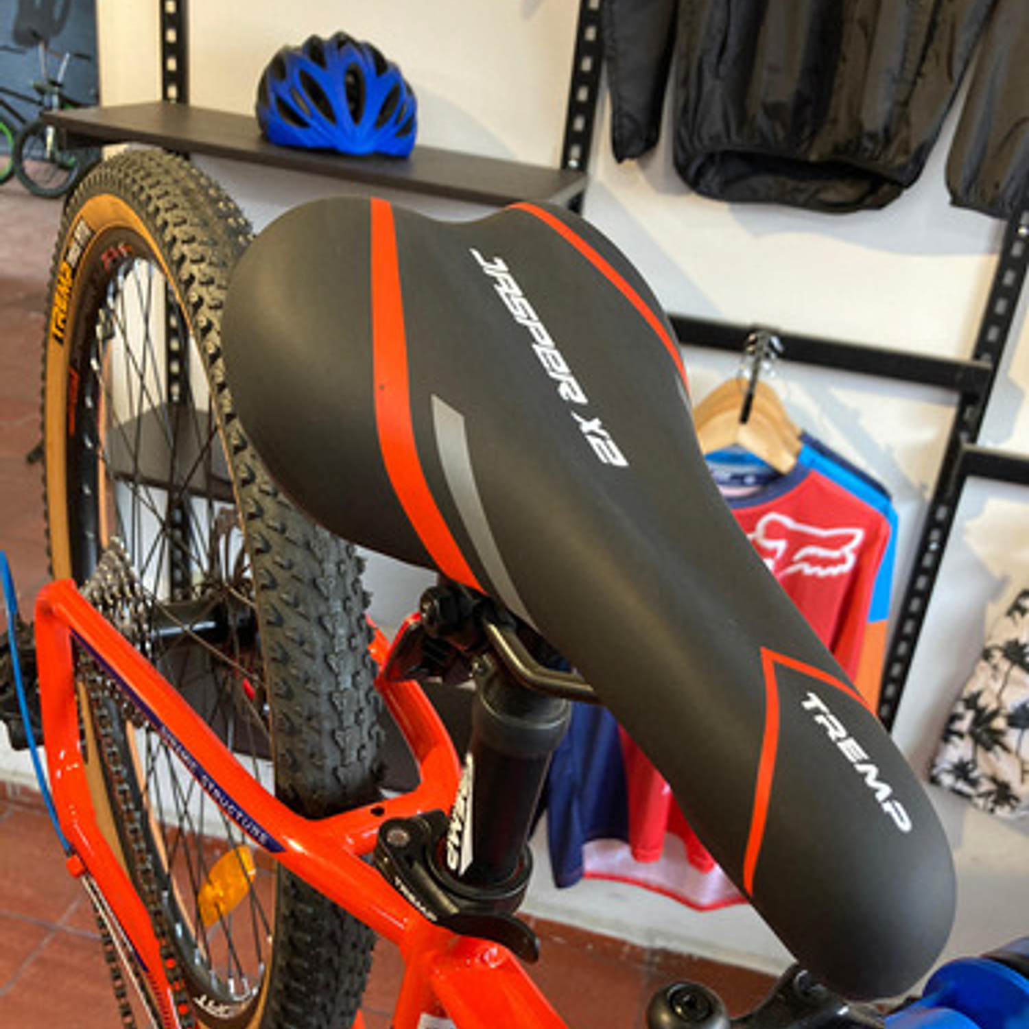 Bicicleta Profit Jasper X2 3X8 Velocidades Rin 24 15