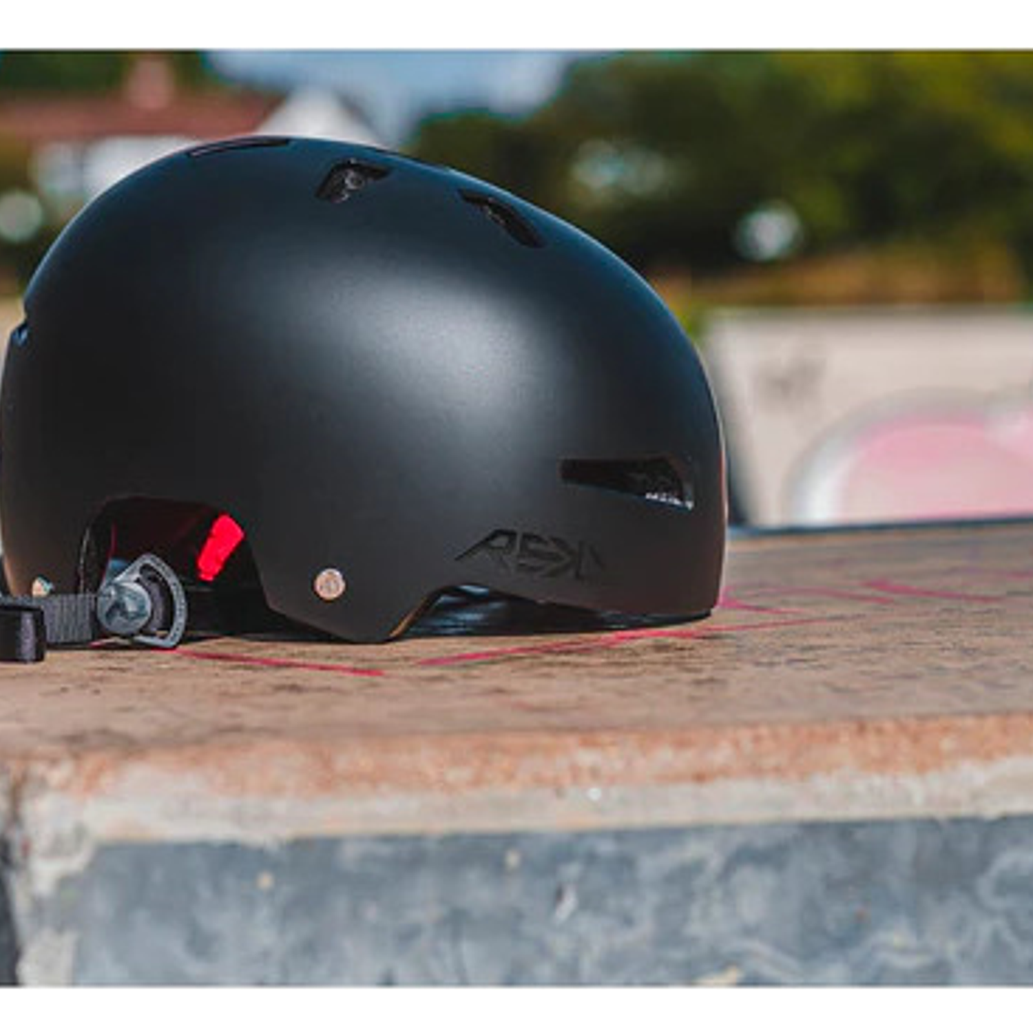 Casco Rekd Elite 2.0  4