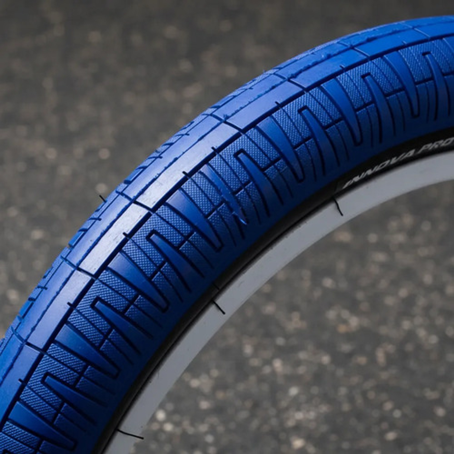 Llanta Innova Pro The Big Slick 20x2.40 Para Bmx Freestyle 3