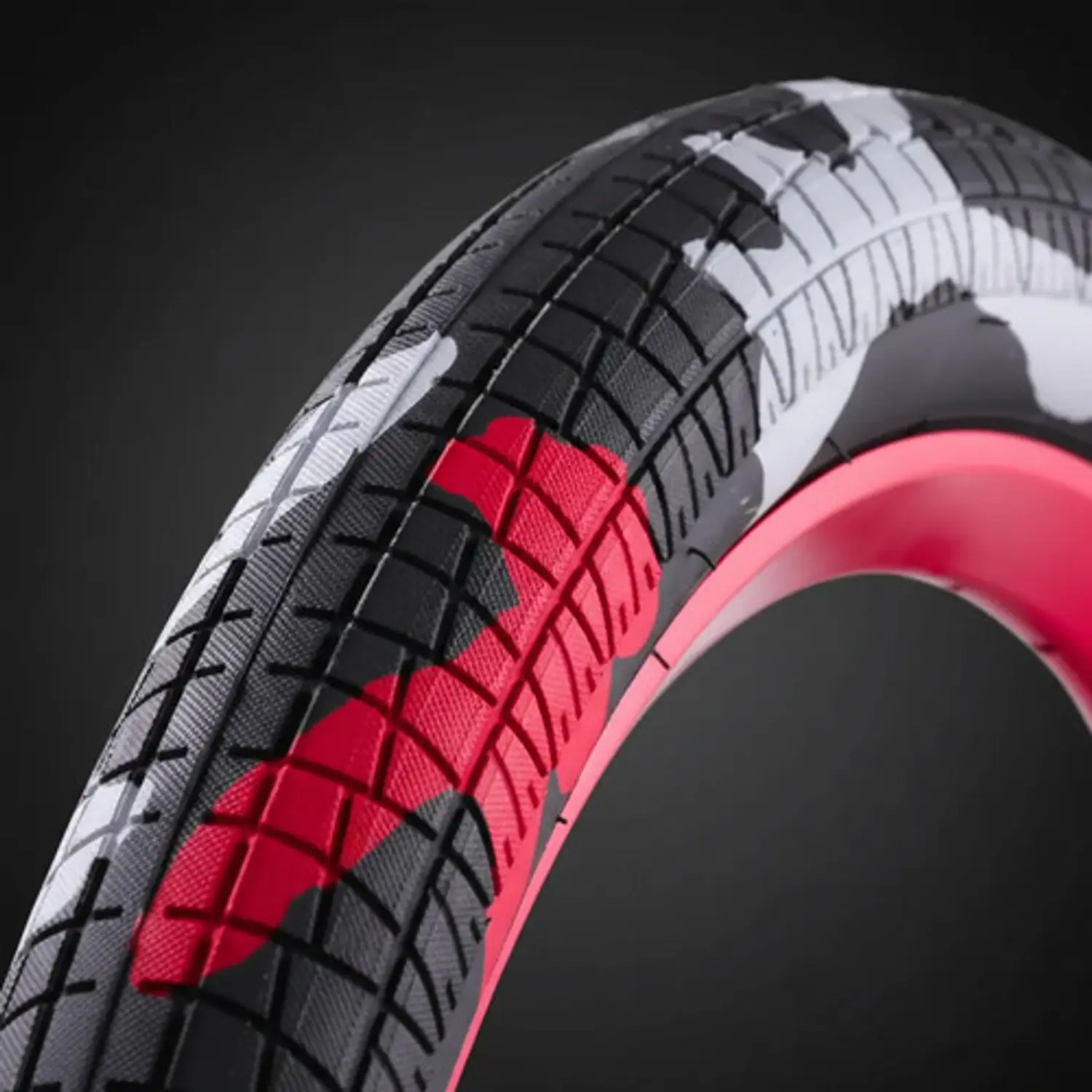 Llanta Innova Camuflado 26x2.20 Para Stunt O Dirt Jump 2