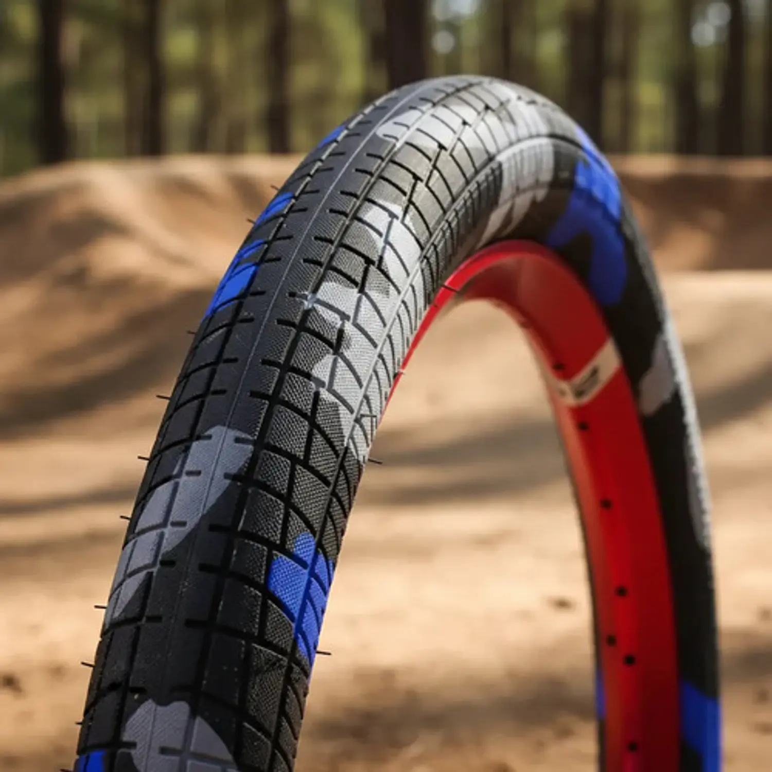 Llanta Innova Camuflado 27.5x2.30 Para Stunt O Dirt Jump 3