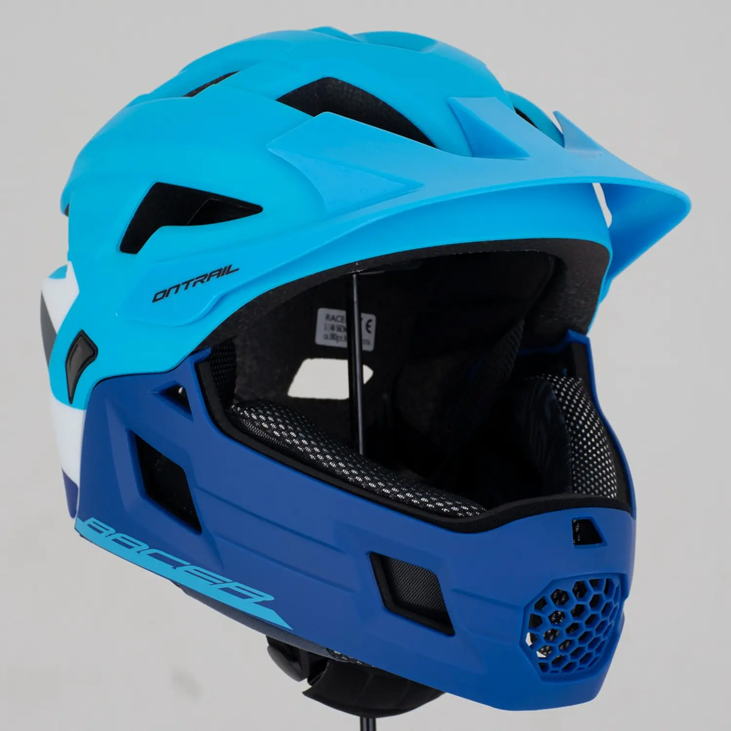 Casco Ontrail Racer  4
