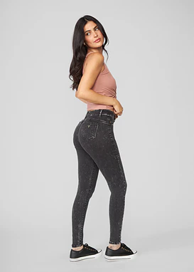 Jeans Mujer Tiro Alto Pitillo 2066