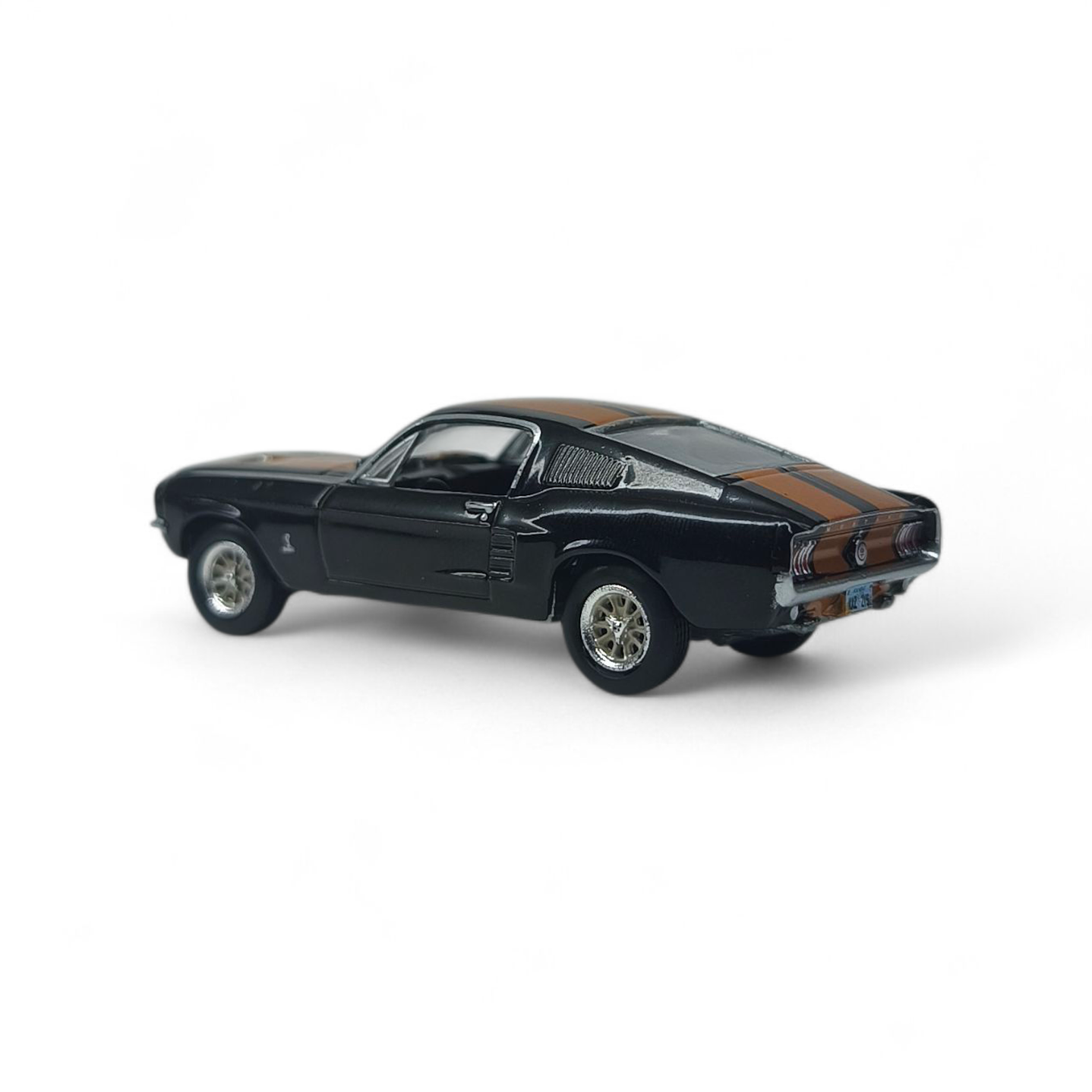 Ford Mustang 1967 A Escala 1:64 4