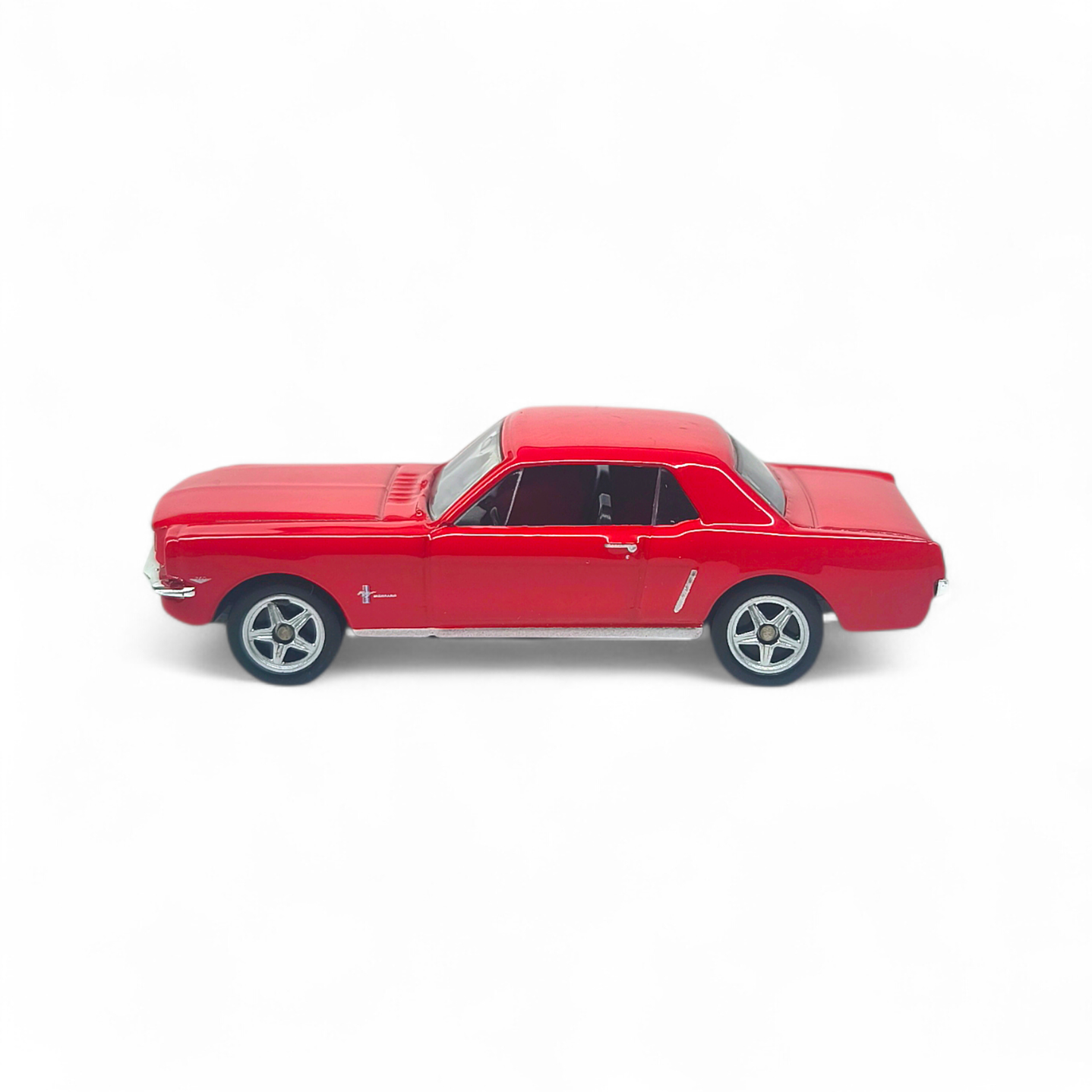 Ford Mustang 1964 A Escala 1:64 2