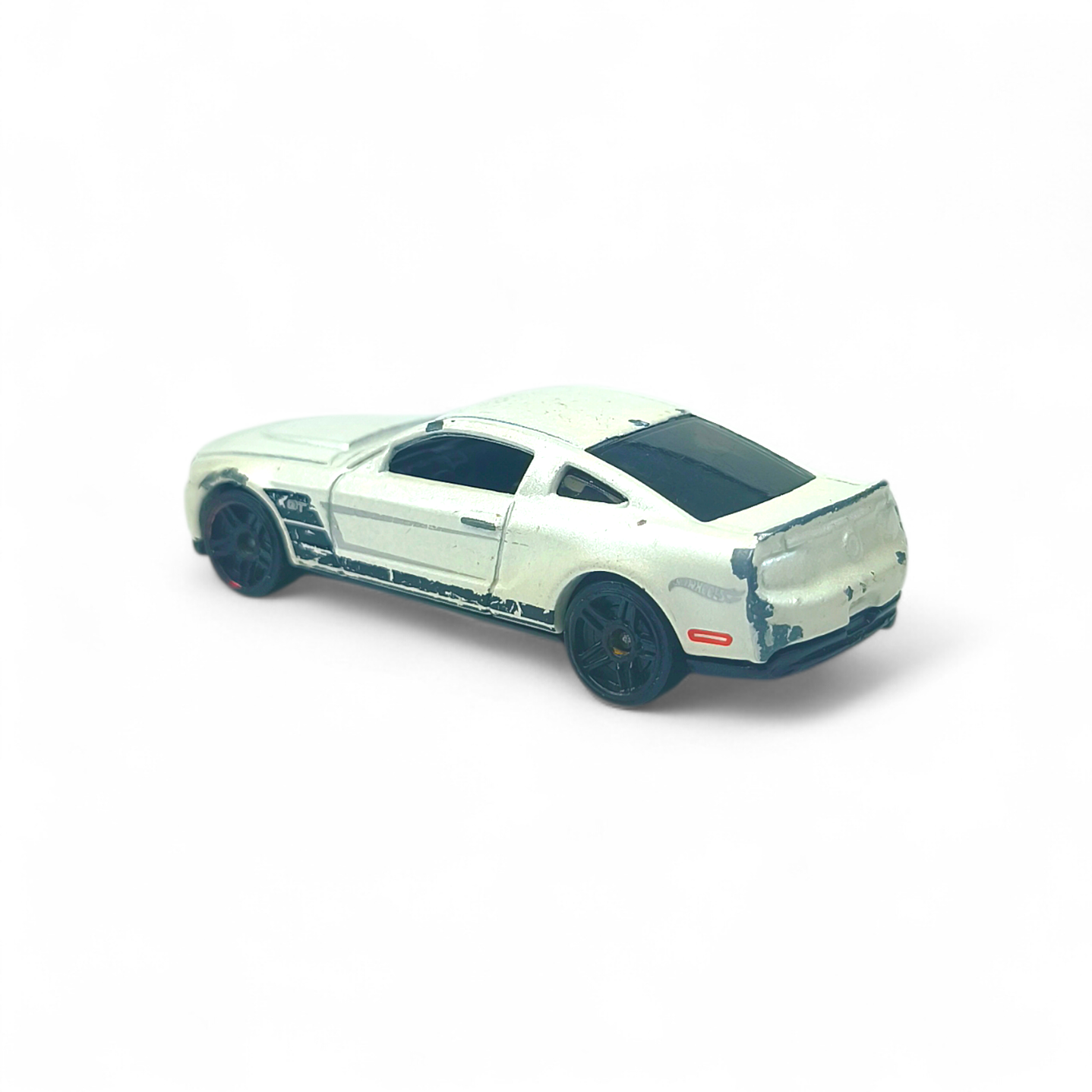 Ford Mustang Gt 2010 A Escala 1:64 (Para Restaurar) 3