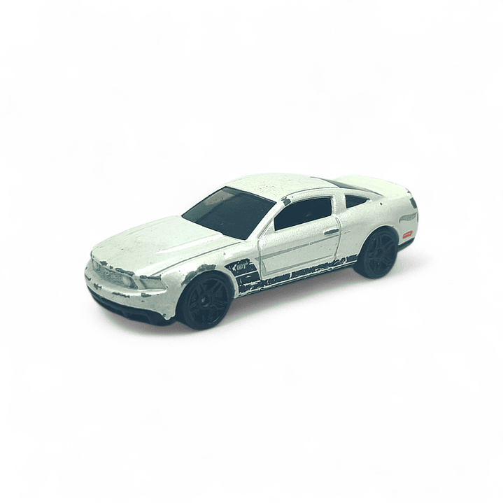 Ford Mustang Gt 2010 A Escala 1:64 (Para Restaurar) 1