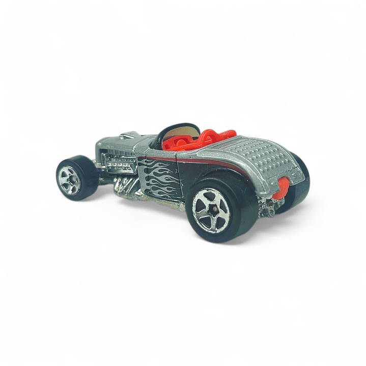 Deuce Roadster 2000 First Editions A Escala 1:64  3