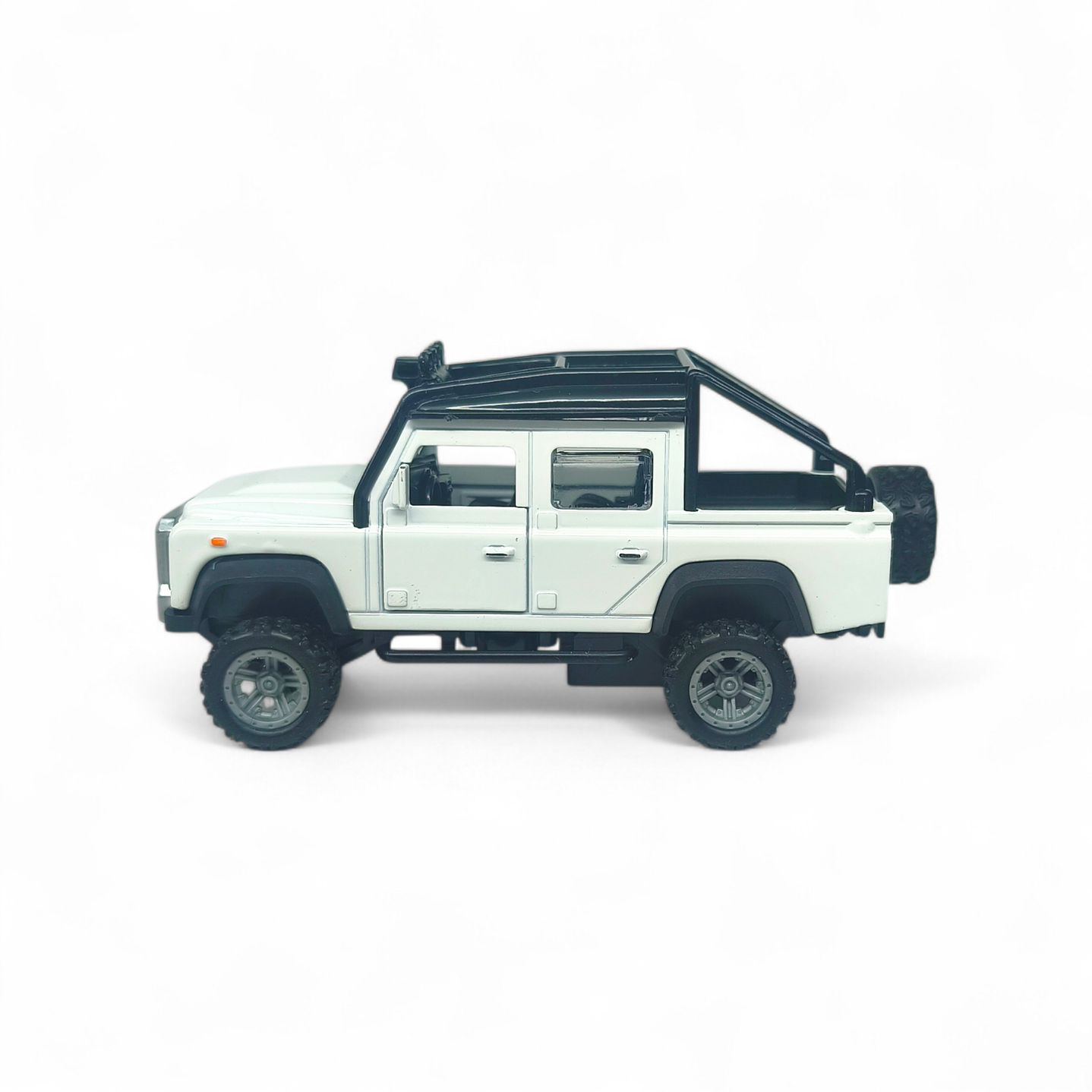 Land Rover Defender Pick-up A Escala 1:38 2