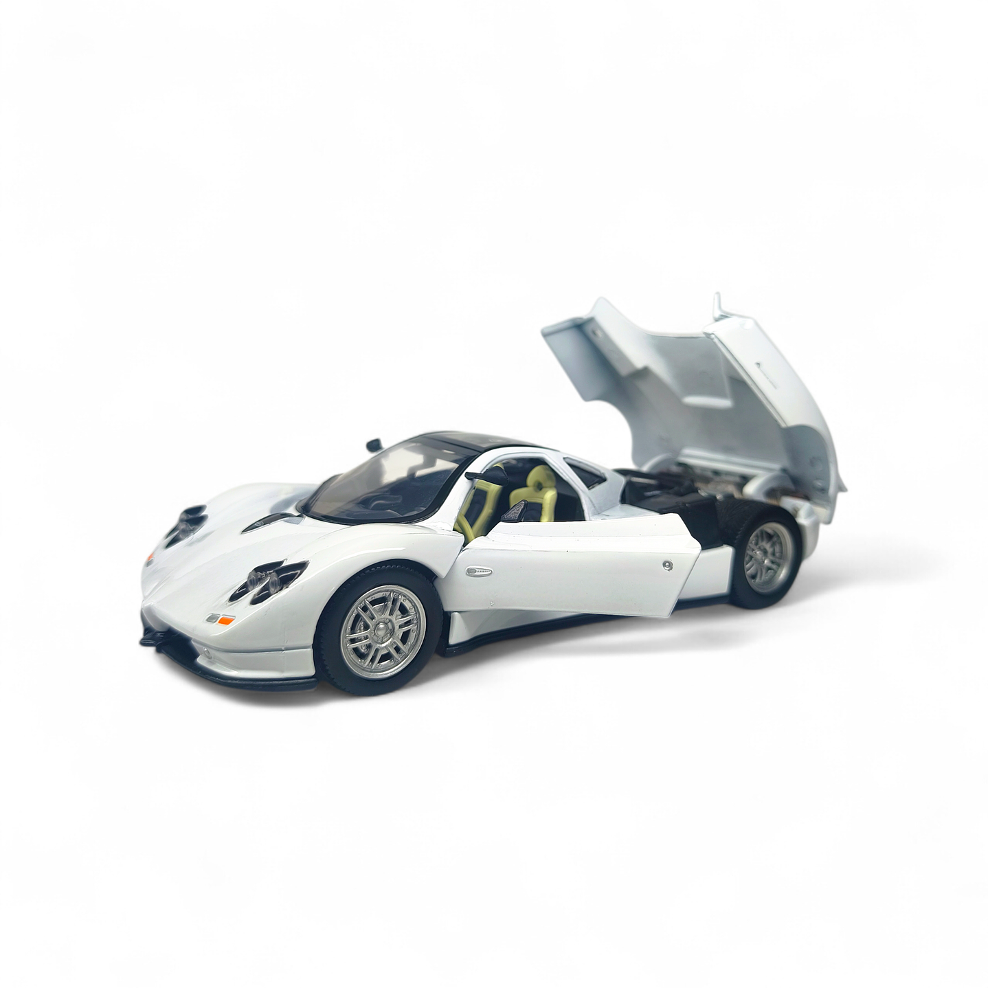 Pagani Zonda F C12 A Escala 1:24 18