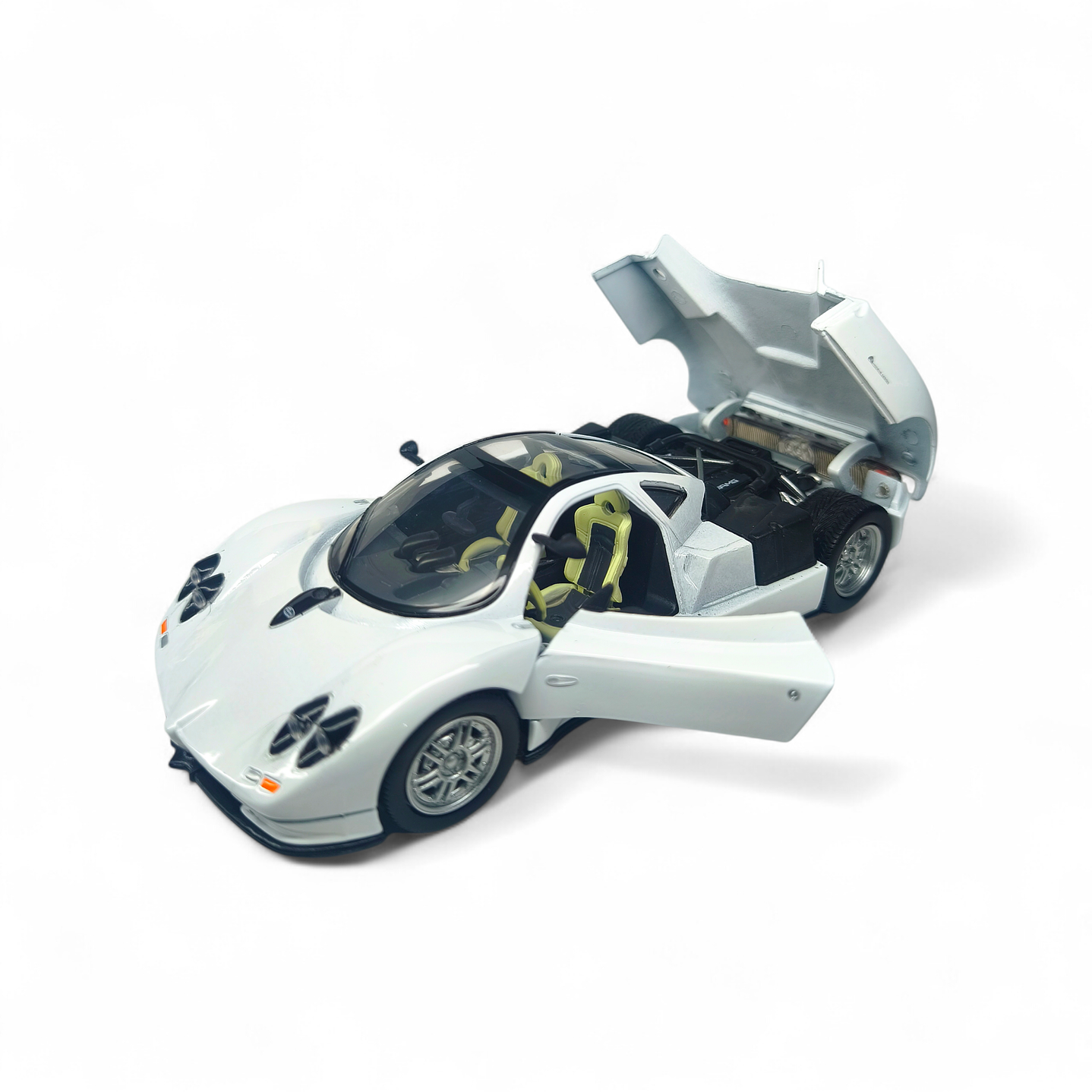 Pagani Zonda F C12 A Escala 1:24 21