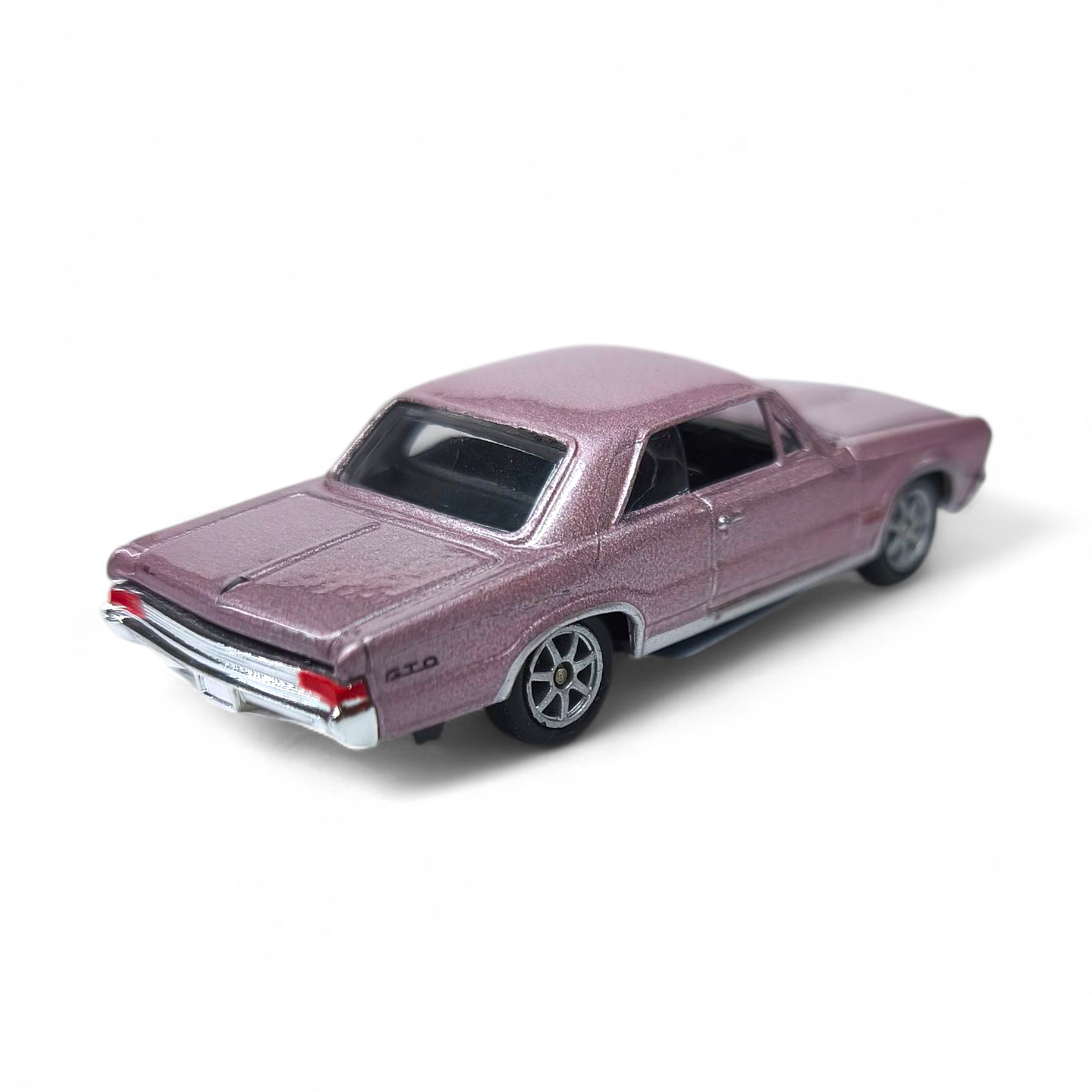 Pontiac GTO 1965 A Escala 1:64 5