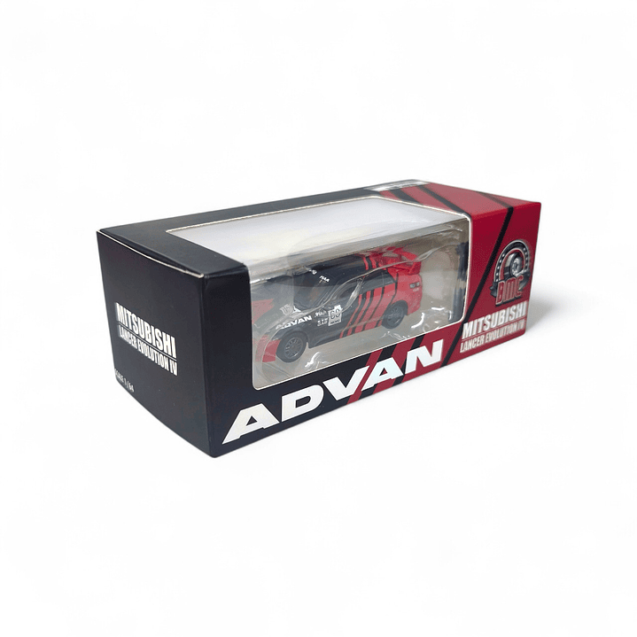 Mitsubishi Lancer Evolution A Escala 1:64 con Cambio De Llantas 4