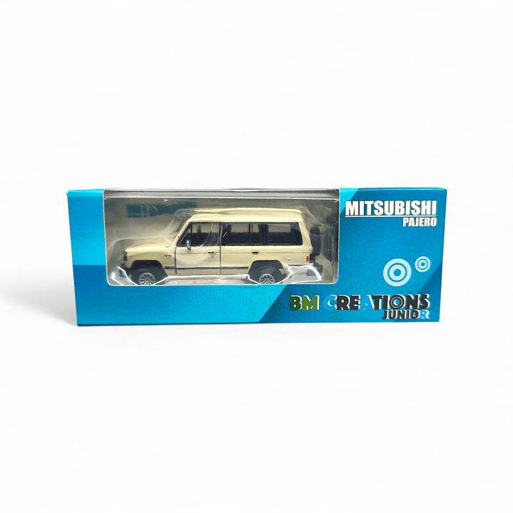 Mitsubishi Montero A Escala 1:64 Con Partes Intercambiables 5