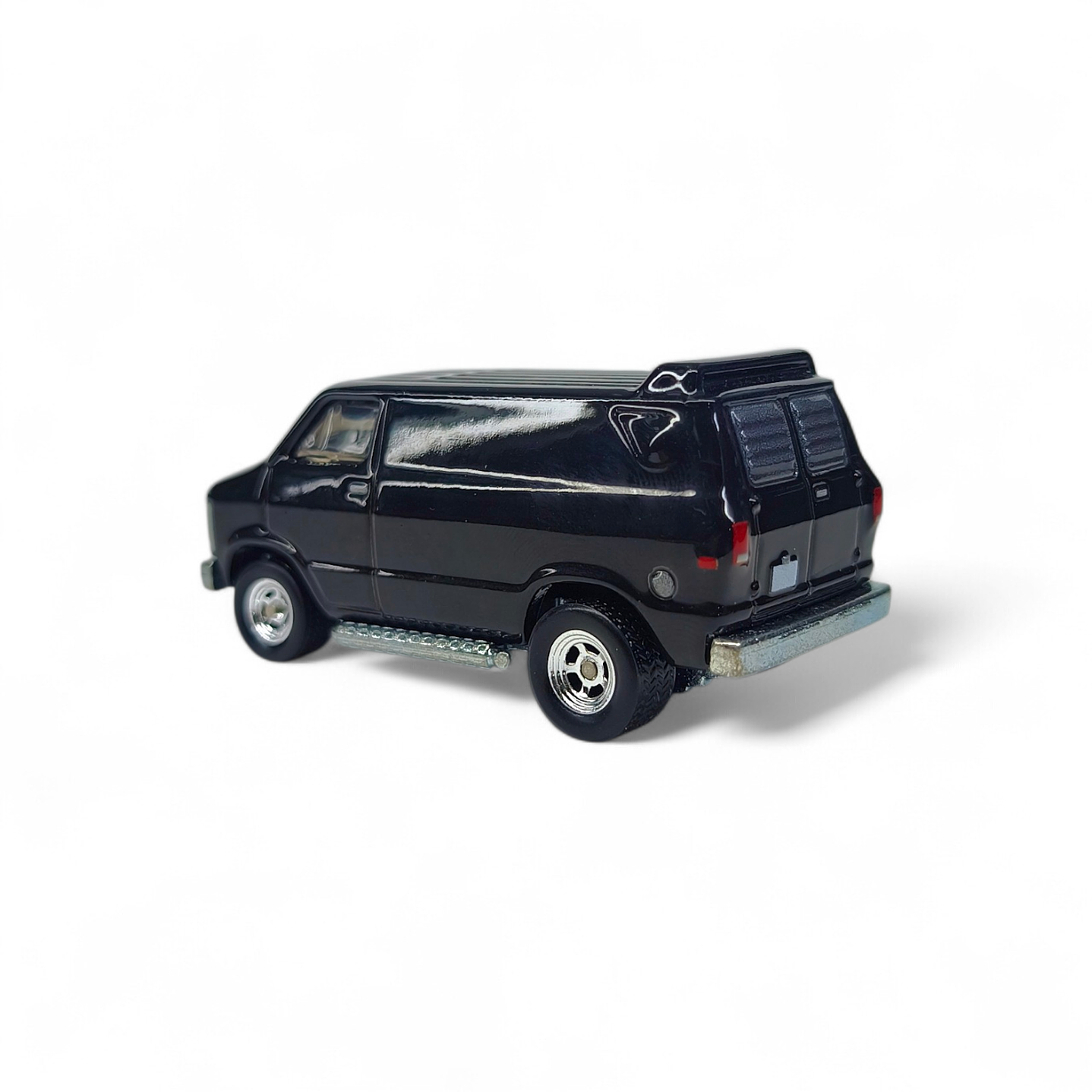 Dodge Ram Van 1979 A Escala 1:64 3
