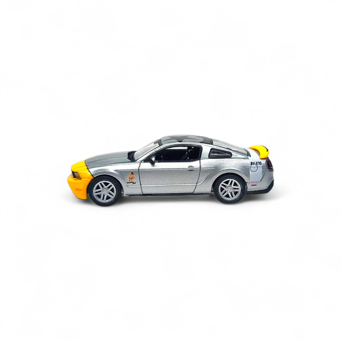 Ford Mustang 2010 AV-X10 A Escala 1:64 2