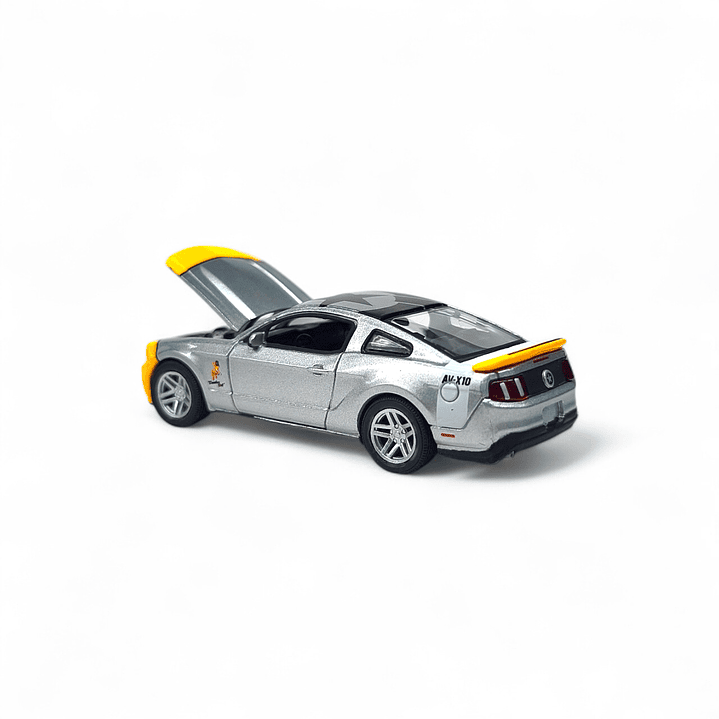 Ford Mustang 2010 AV-X10 A Escala 1:64 3