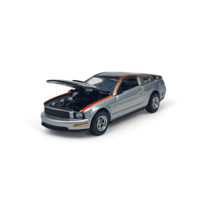 Ford Mustang AV8R 2009 A Escala 1:64 3