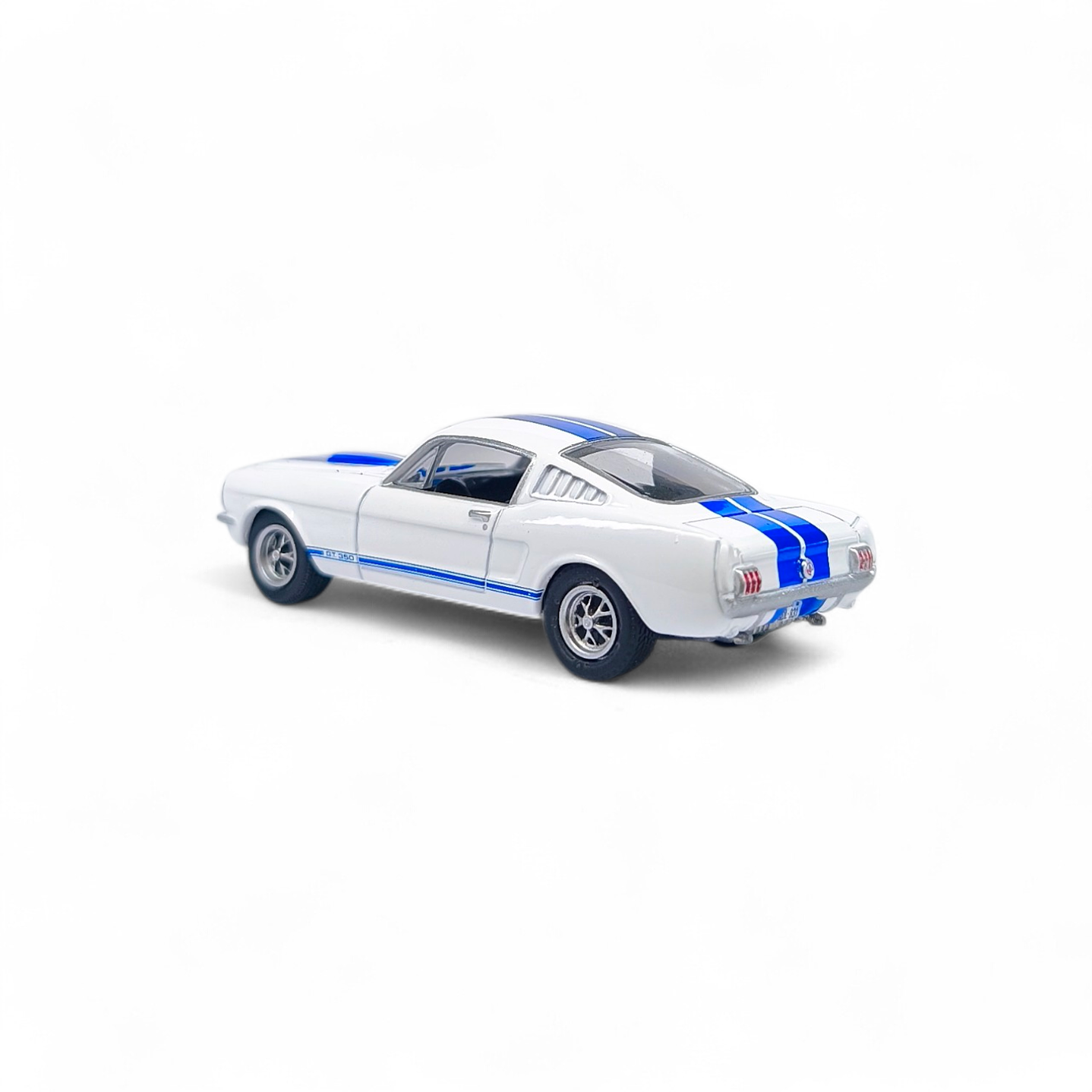 Shelby Gt350 1966 A Escala 1:64 4