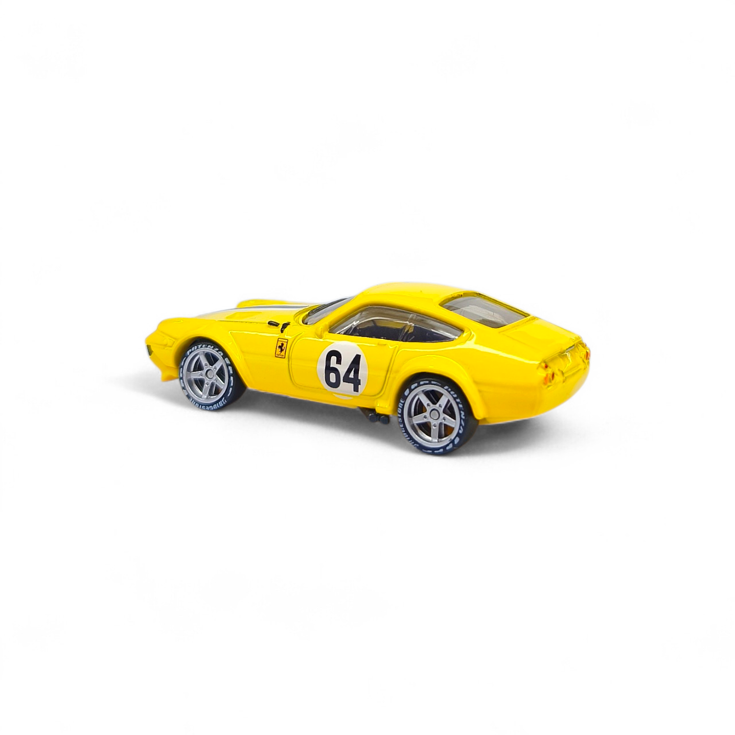 Ferrari 365 GTB Custom A Escala 1:64 3