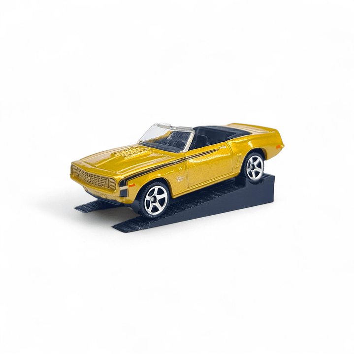 Chevrolet Camaro Ss 396 1969 A Escala 1:64 4