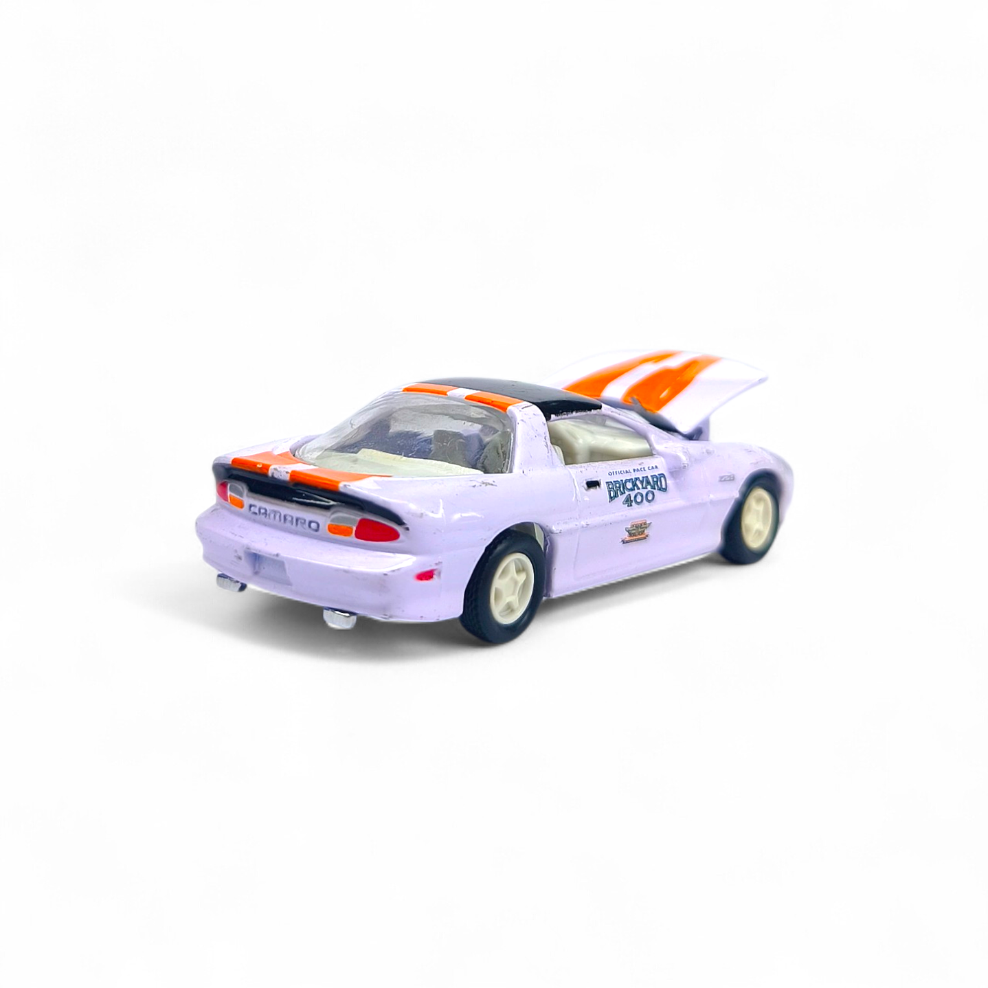 Chevrolet Camaro 1996 A Escala 1:64 (Usado) 5