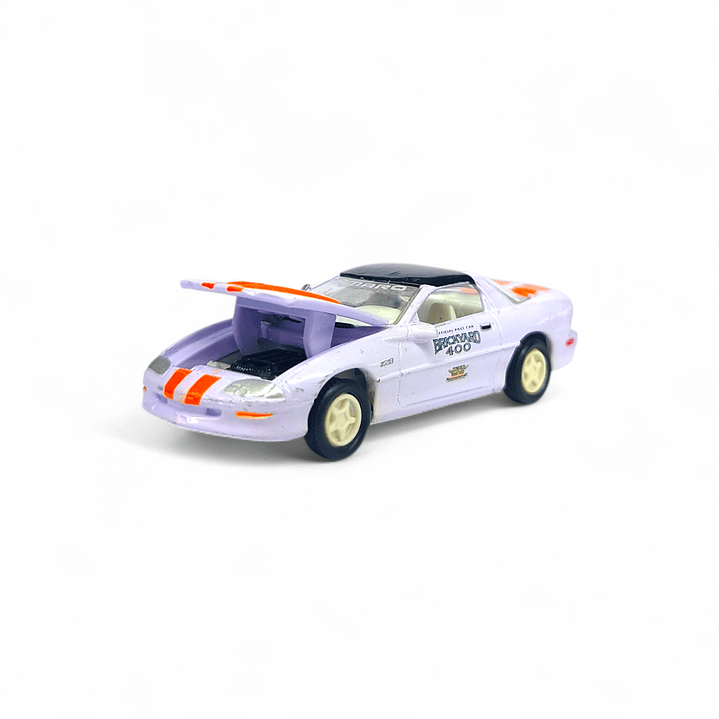 Chevrolet Camaro 1996 A Escala 1:64 (Usado) 4