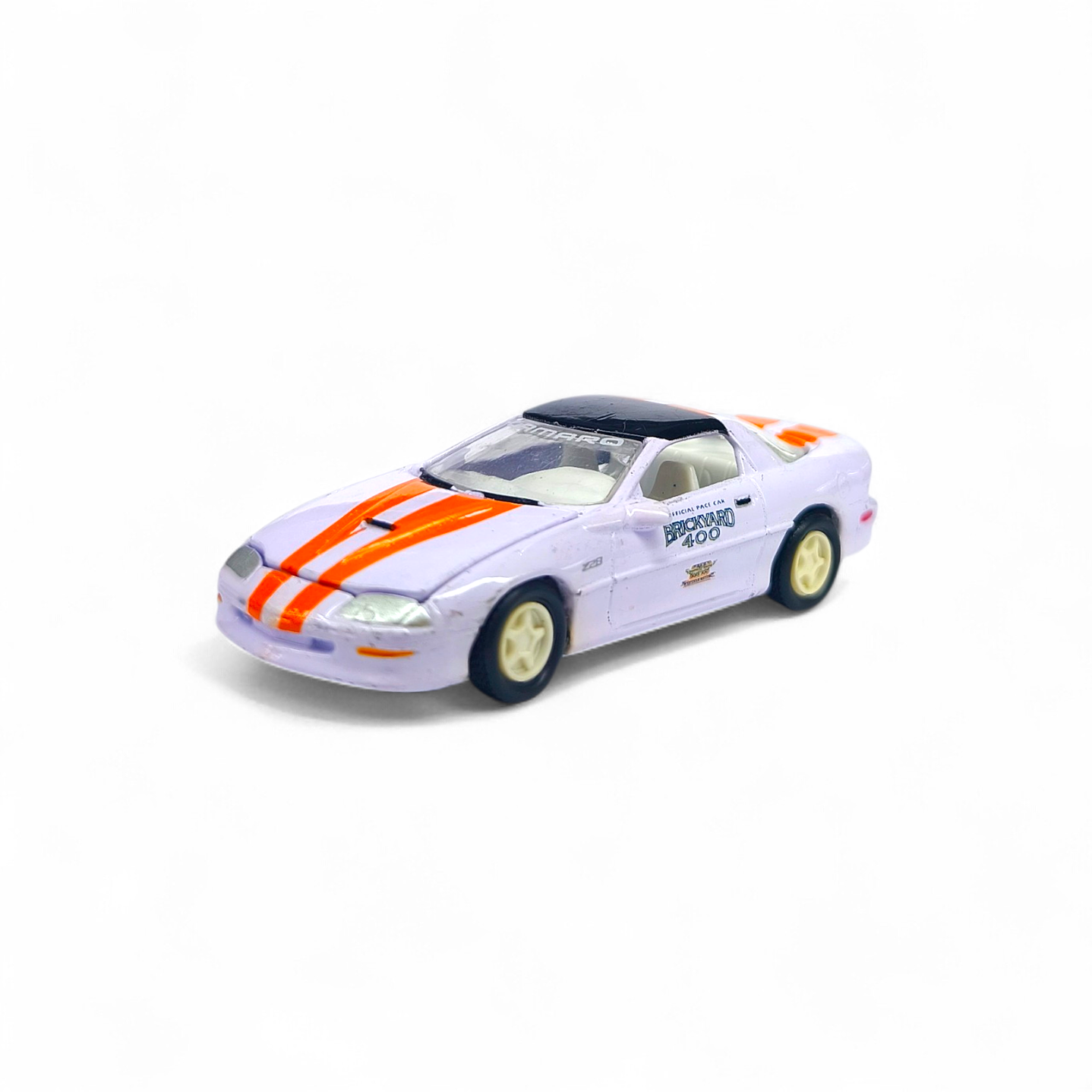 Chevrolet Camaro 1996 A Escala 1:64 (Usado) 1