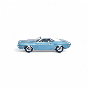 Dodge Challenger 1970 A Escala 1:64