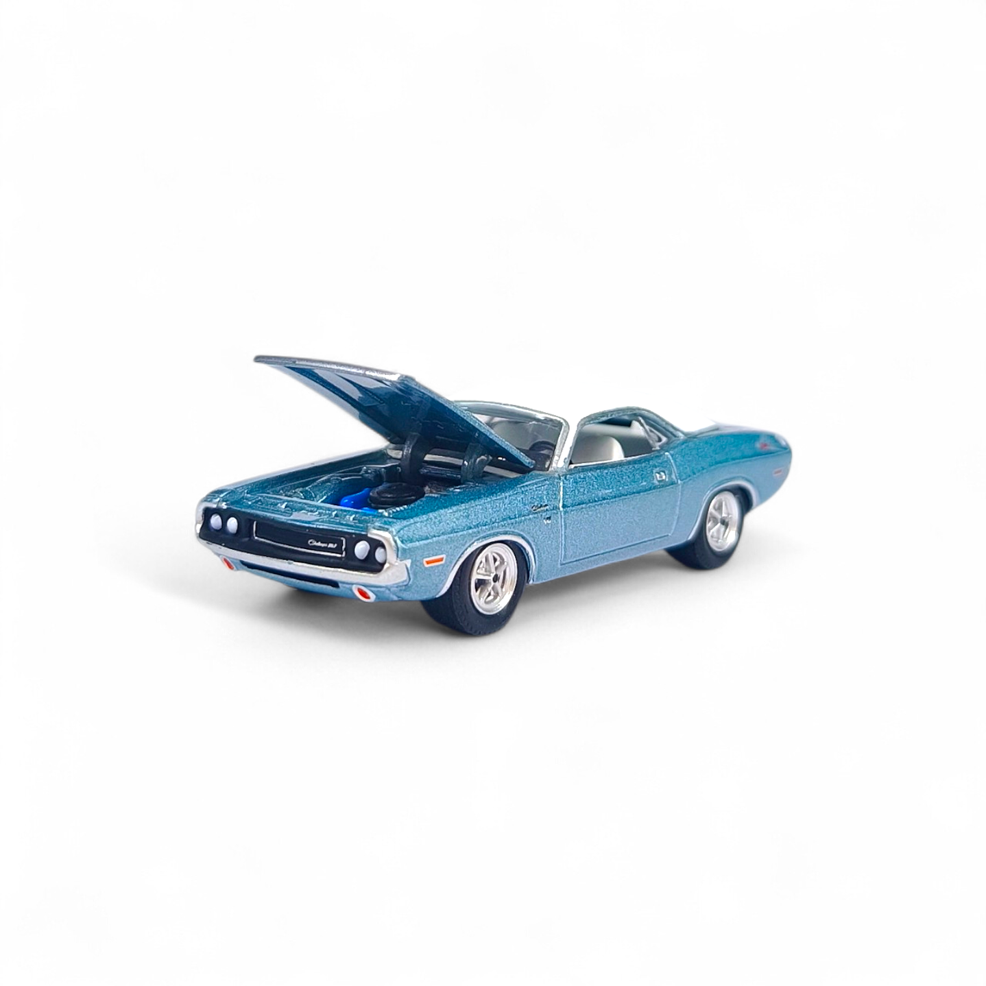 Dodge Challenger 1970 A Escala 1:64 4