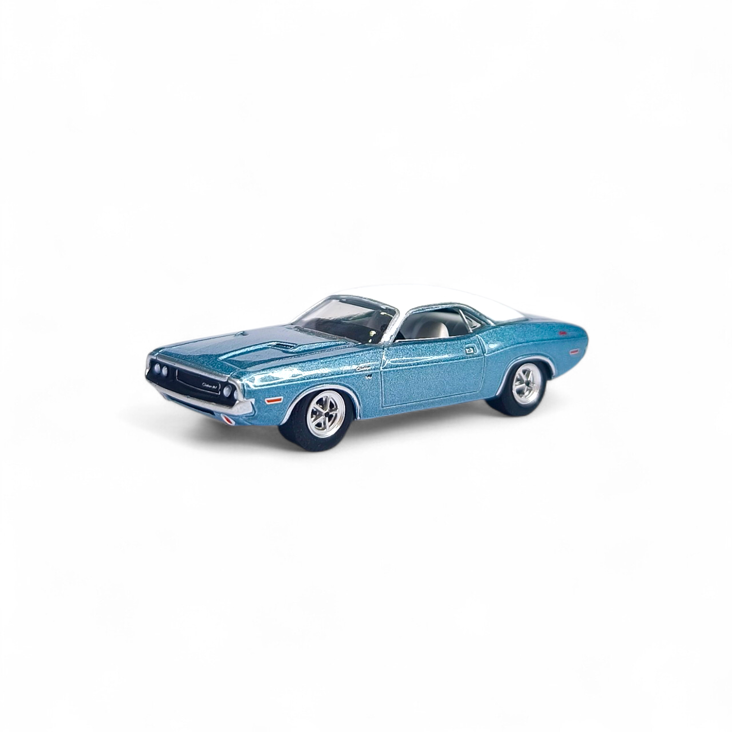 Dodge Challenger 1970 A Escala 1:64 1