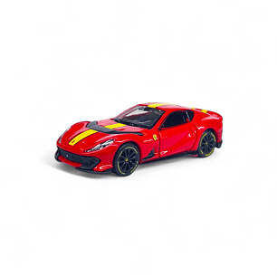 Ferrari 812 Competizione A Escala 1:64