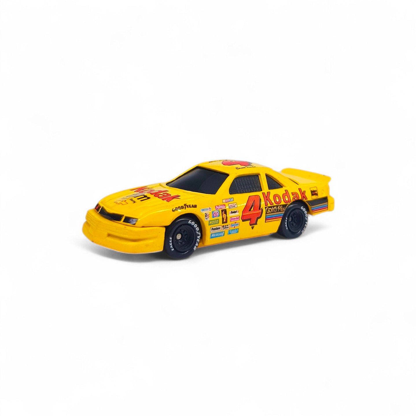 Nascar Road Champs #4 Chevrolet Lumina 1992 A Escala 1:64 (Usado) 1