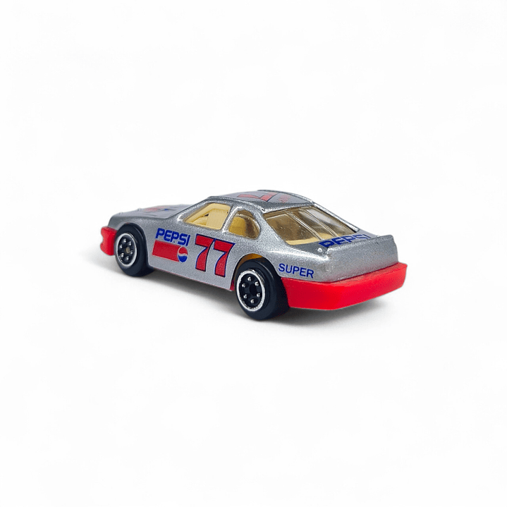 Carro Nascar Pepsi #77 A Escala 1:64 3