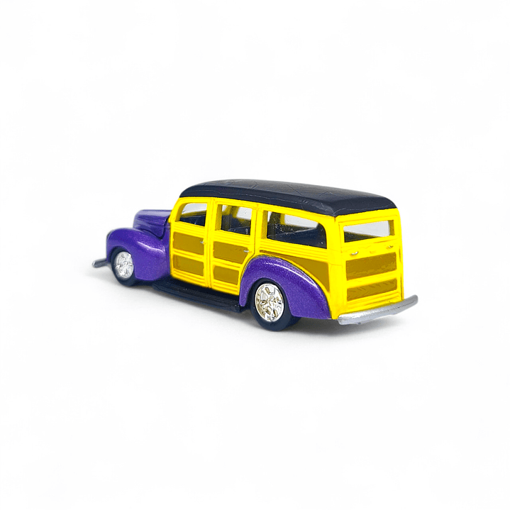 Ford 40 Racing Champions A Escala 1:64 (Usado) 3