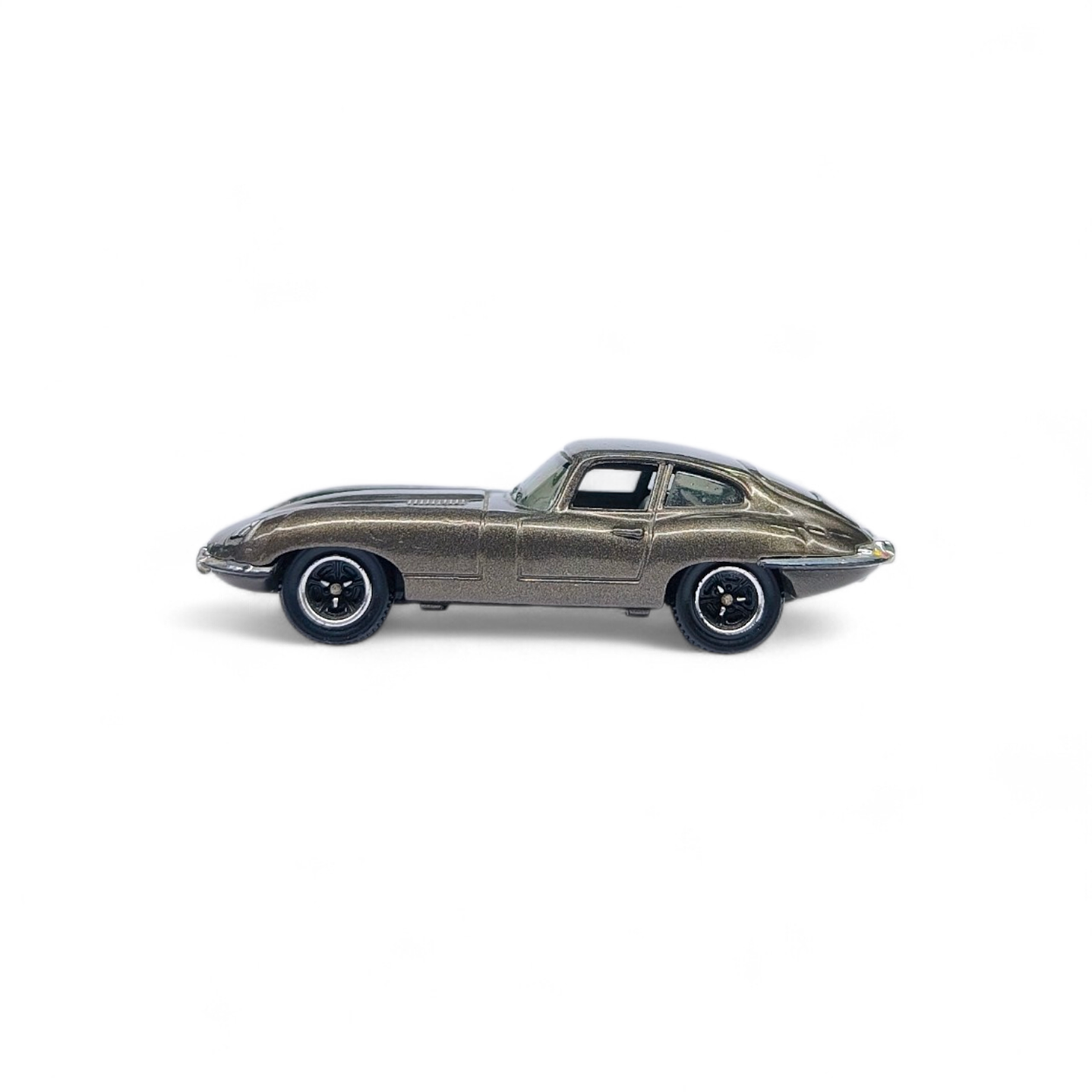 Jaguar E-type Coupe 1961 A Escala 1:64 2