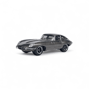 Jaguar E-type Coupe 1961 A Escala 1:64