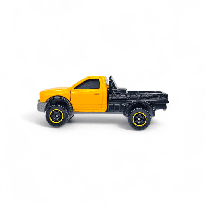 Dodge Ram Flatbed 2016 A Escala 1:64 (Usado) 2
